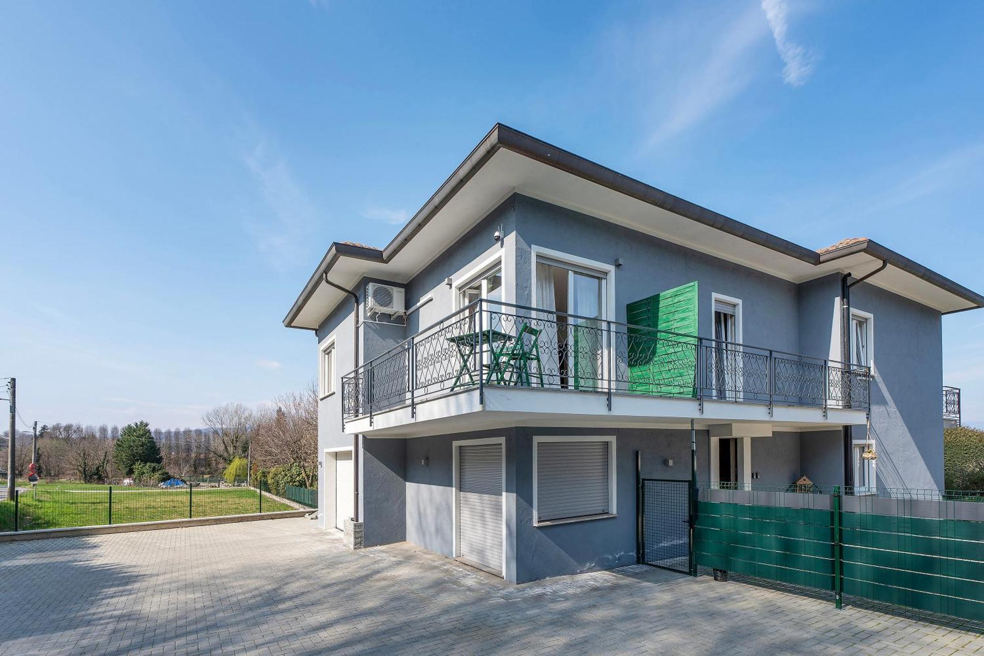 Sweet Home Apartments Peperoncino 아로나 외부 사진